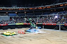 MONSTER JAM